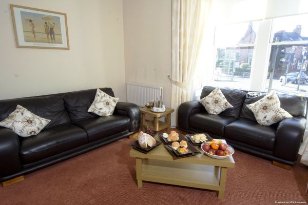 Angus Hotel & Almonds Restaurant (Carlisle)